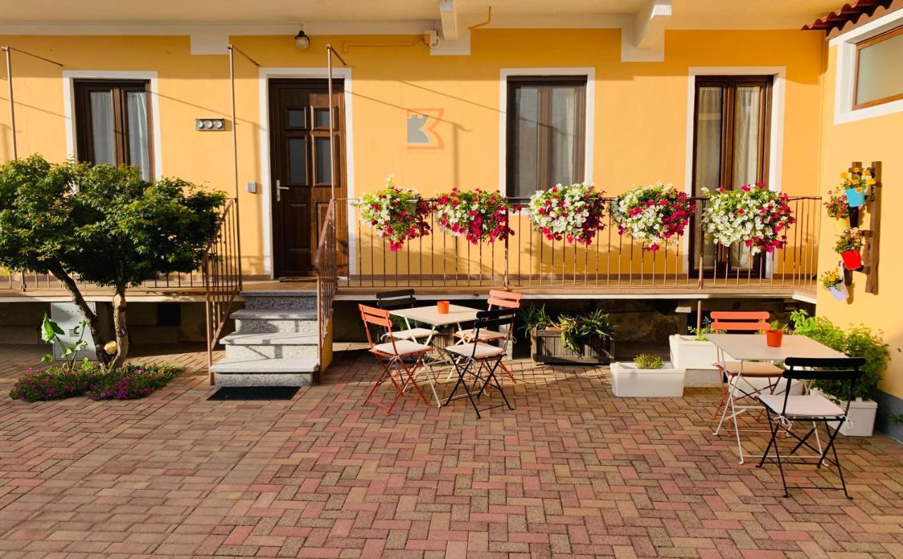 Bed and Breakfast Bb Borgo Biella à Candelo Extérieur photo
